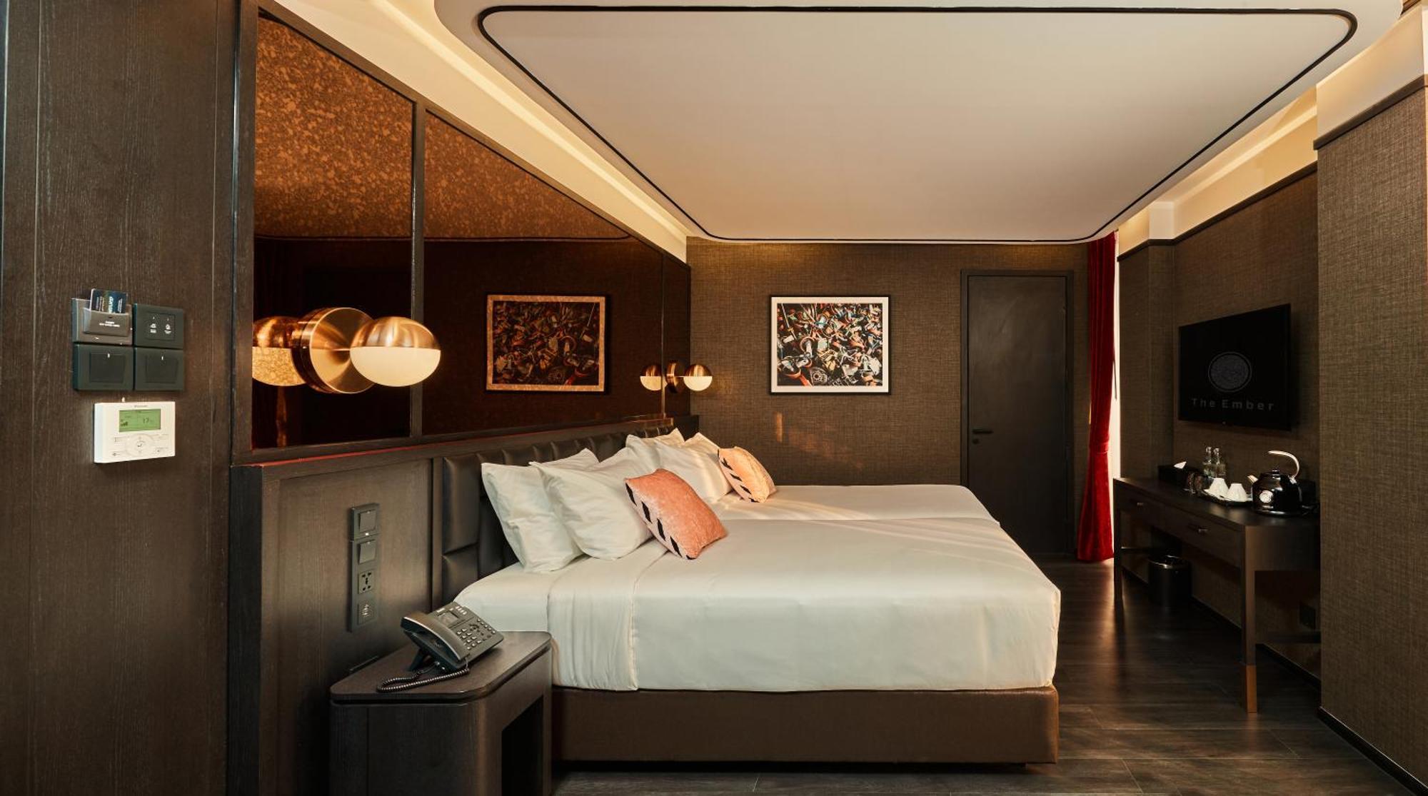 The Gravitique Hotel Khaosan Бангкок Экстерьер фото