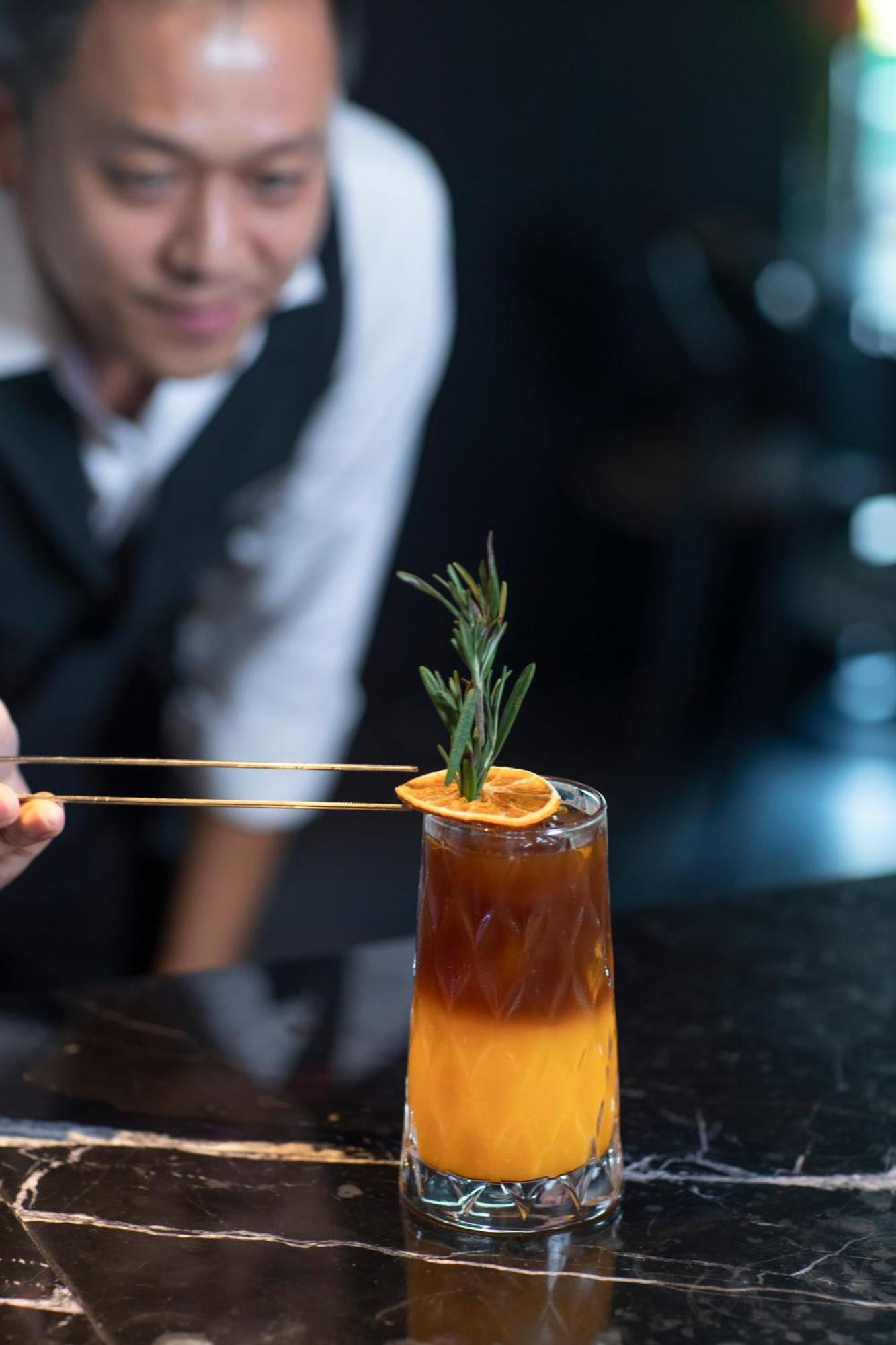 The Gravitique Hotel Khaosan Бангкок Экстерьер фото